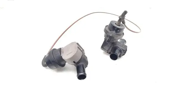 Audi A5 8T 8F Coolant heater control valve 2H0121805 1J0819809