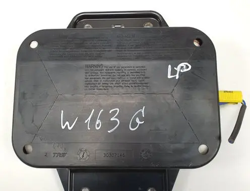 Mercedes-Benz ML W163 Side airbag A1638600605