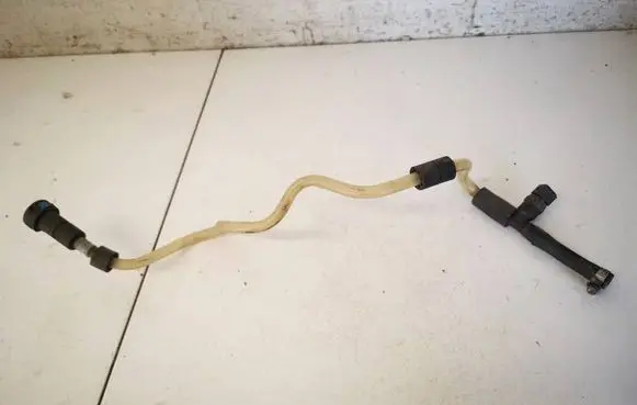 BMW 3 E90 E91 Fuel line/pipe/hose 13537801658 1353780165801