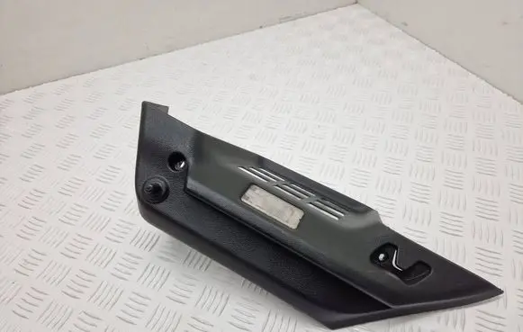 Renault Megane IV Parcel shelf load cover mount bracket 799125069R 635100342002