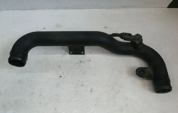 Audi A4 S4 B5 8D Intercooler hose/pipe 8D0145840M