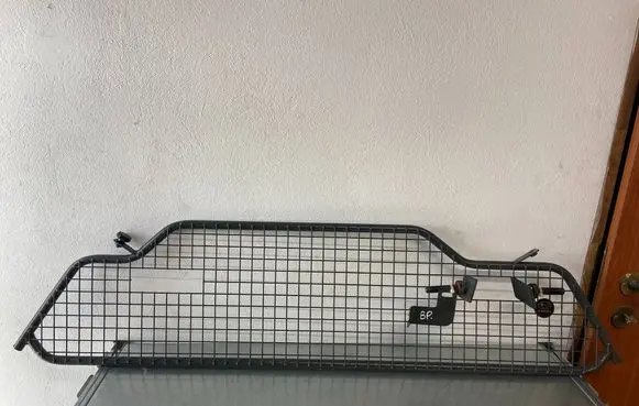 Subaru Legacy Trunk grilles 