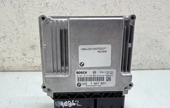 BMW 1 E81 E87 Engine control unit/module 7807827