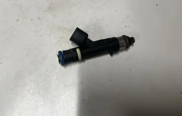 Ford F150 Fuel injector JR3E9F593AB