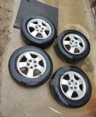 R16 alloy rim