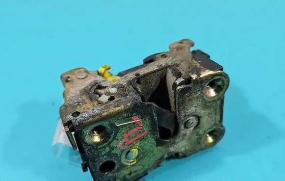 Renault Kangoo I Front door lock IMPRK1450610