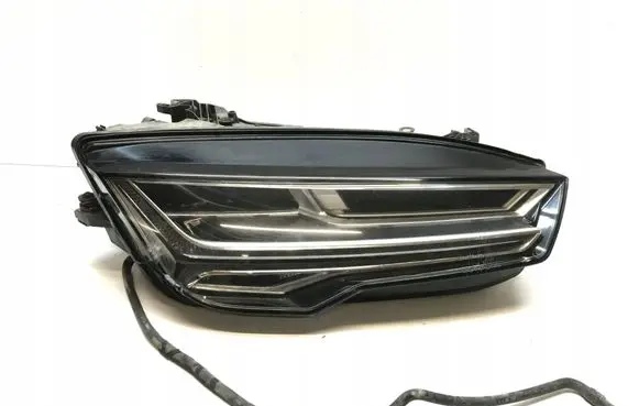 Audi A7 S7 4G Headlight/headlamp 4G8941036