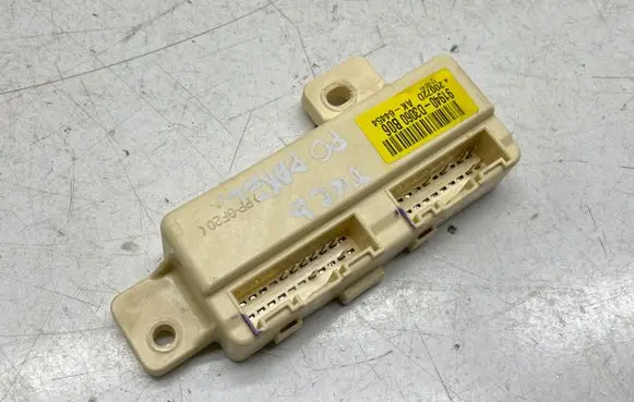 Hyundai Tucson TL Antenna control unit 91940D3060 20072D AK64454