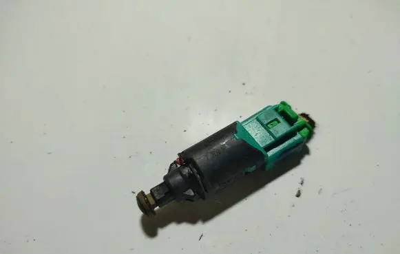 Citroen C4 I Picasso Brake pedal sensor switch 9650688480