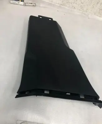 Skoda Kamiq (B) pillar trim (bottom) 657867281b