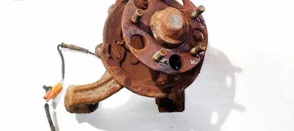 Honda FR-V Rear wheel hub 