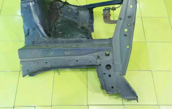 Nissan Juke I F15 Front side member PRZOD XP211