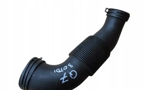 Audi Q7 4L Air intake hose/pipe