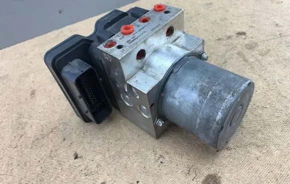 BMW 5 F10 F11 ABS Pump 6876912 6876910 6865860