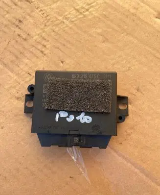 Volkswagen Polo V 6R Parking PDC control unit/module 6R0919475C