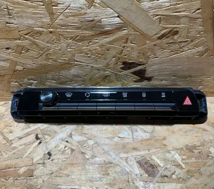 Citroen C5 Aircross Climate control/heater control trim 9828018177