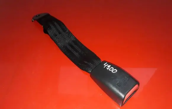 SsangYong Korando Rear seatbelt buckle 13022305