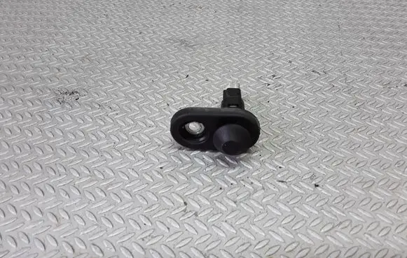 Toyota Yaris Front door sensor 