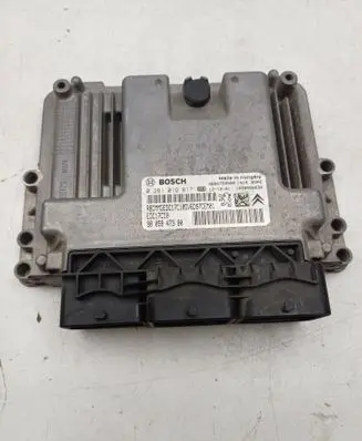 Peugeot 208 I Engine control unit/module 0281019817 9805947380 9666729580