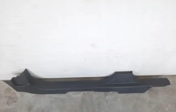 Opel Astra H Front sill trim cover 13113980
