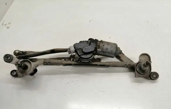 Mazda 5 Front wiper linkage and motor 1593000600