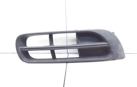 Skoda Praktik (5J8) Front bumper lower grill 9900201 0334QA2552