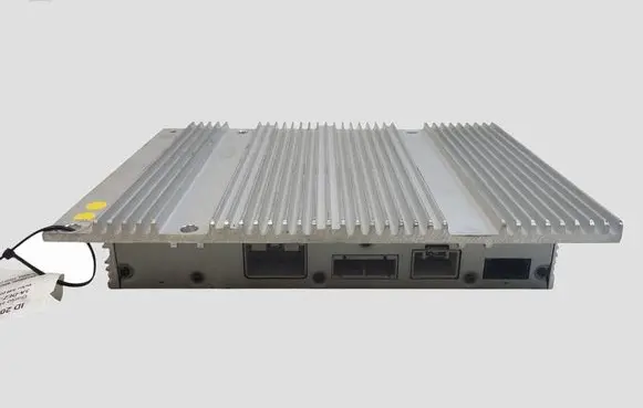 Volvo S40 Sound amplifier 30679538 3067269B01