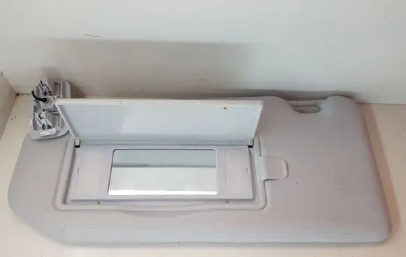 Peugeot 508 Sun visor