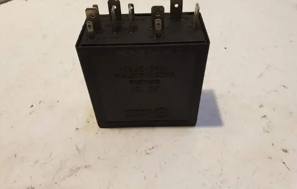 Audi A6 S6 C5 4B Other relay 4B0955531D
