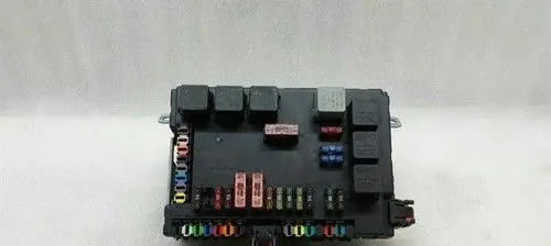 Mercedes-Benz S W221 Fuse box set A2215405950