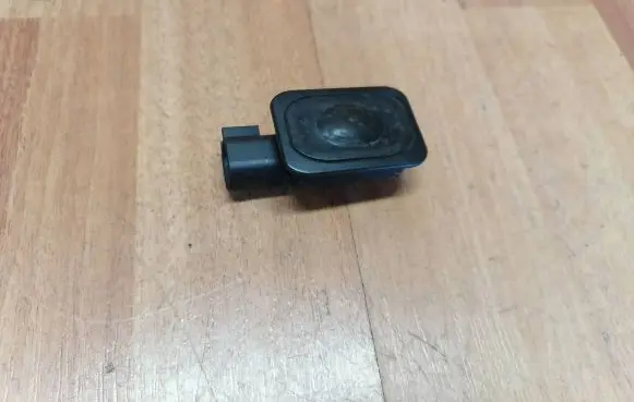 Jaguar XF X250 Tailgate opening switch 1L2T14K147AA C2Z5599