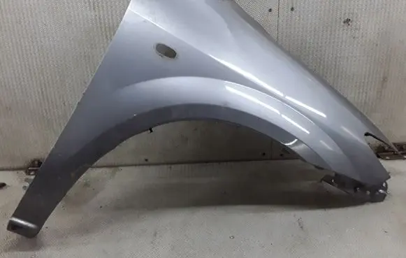 Mazda MPV Fender