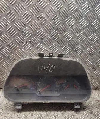 Speedometer (instrument cluster)