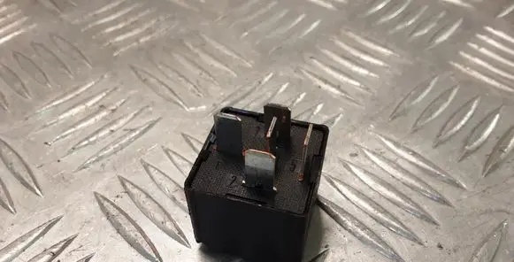 Land Rover Range Rover Sport L320 Other relay 5M5T14B192DA