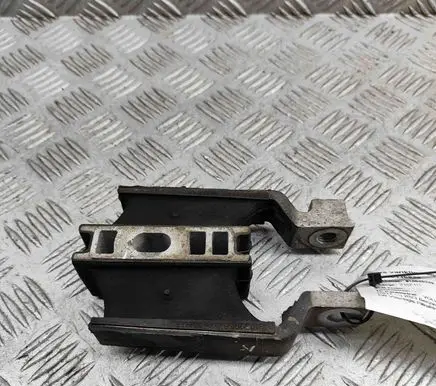Volvo XC60 Engine mount bracket 31330594