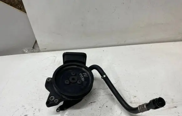 BMW 5 E60 E61 Power steering pump 7693974 7787106