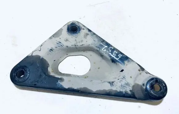 Opel Zafira A Engine mounting bracket