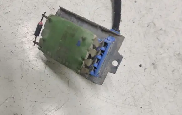 Ford Galaxy Heater blower motor/fan resistor 7M0959263