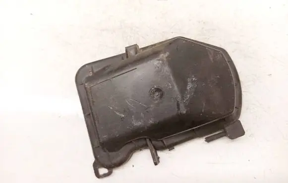 Toyota Avensis T250 Headlight/headlamp dust cover 16314
