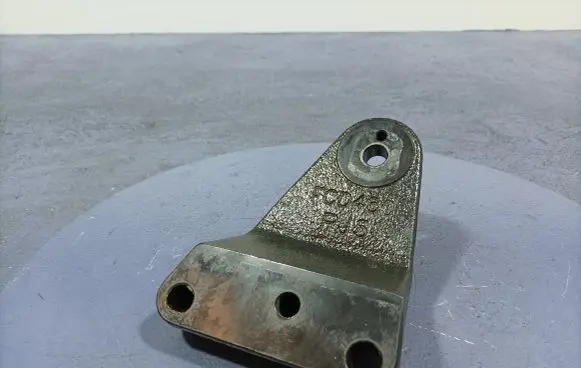 Hyundai i20 (PB PBT) Gearbox mounting bracket FCD450