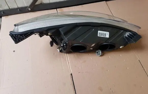 Ford Focus Headlight/headlamp