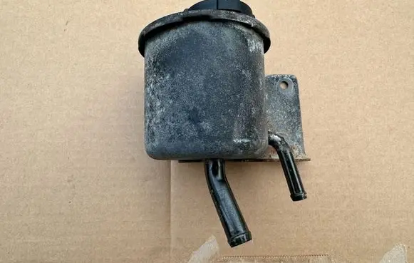 Nissan Patrol Y60 Power steering pump 49115V5000