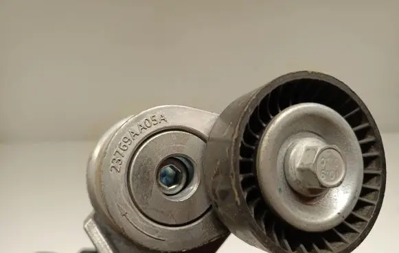 Subaru Outback (BS) Generator/alternator belt tensioner 23769AA05A