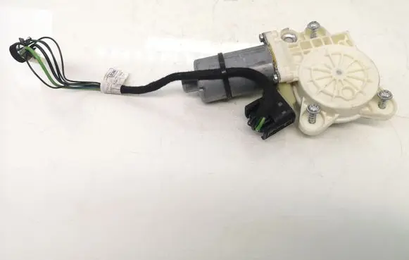 Mercedes-Benz E W211 Front door window regulator motor A2118203042 0130821971