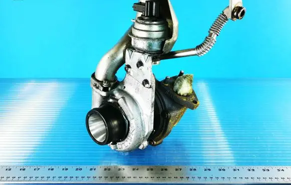 Opel Insignia A Turbo 55570748 77735902