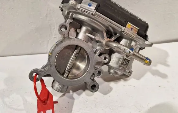 Renault Austral Throttle body valve 161208350R