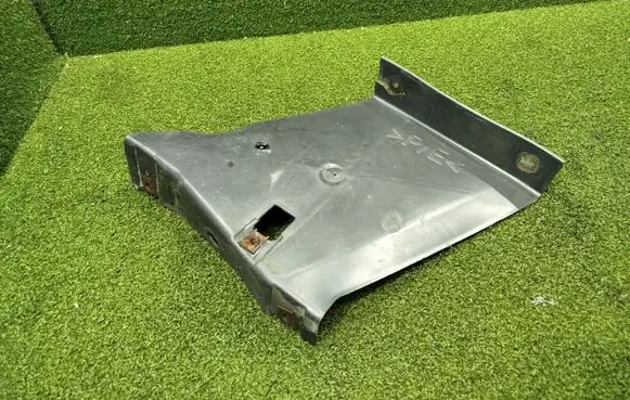 Opel Vivaro Engine splash shield/under tray 508436495R 93450278