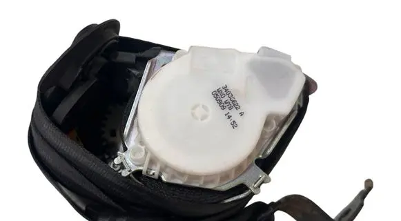 Volkswagen Polo V 6R Front seatbelt 6R4857705