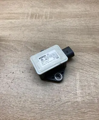 Audi A4 S4 B6 8E 8H ESP acceleration yaw rate sensor 8E0907637B 0265005618