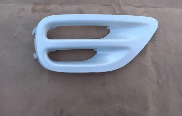 Subaru Legacy Front bumper lower grill 57731AG020